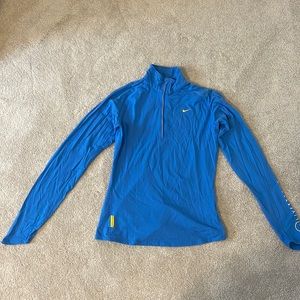 Nike dry fit pullover quarter zip sweatshirt